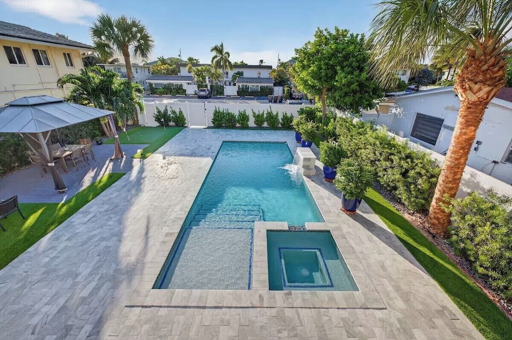 Paradise by the Sea - Cottage