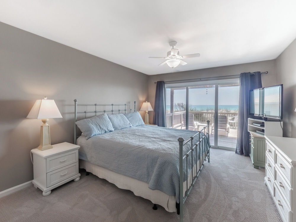 The Beachcomber by Topsail Realty