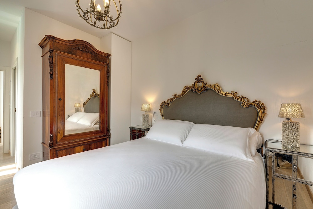 Entire Hilltop Villa With Private Pool In Palazzuolo Sul Senio