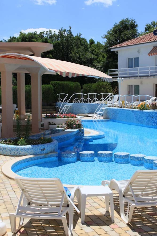 Villa Bellevue -Golden Sands Nature Park