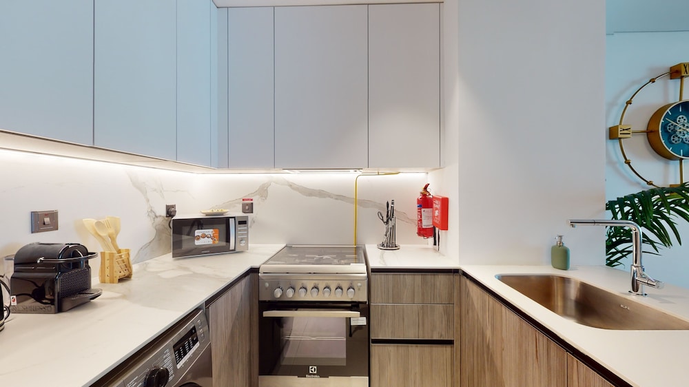 Euro Residence 1103