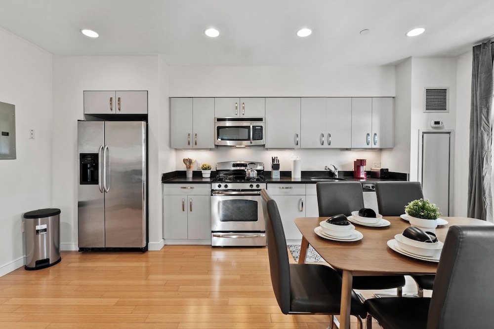 Furnished Apartment near BMC