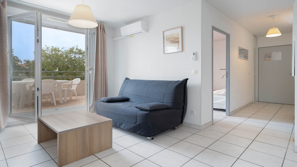 Coastal Comfort for Four