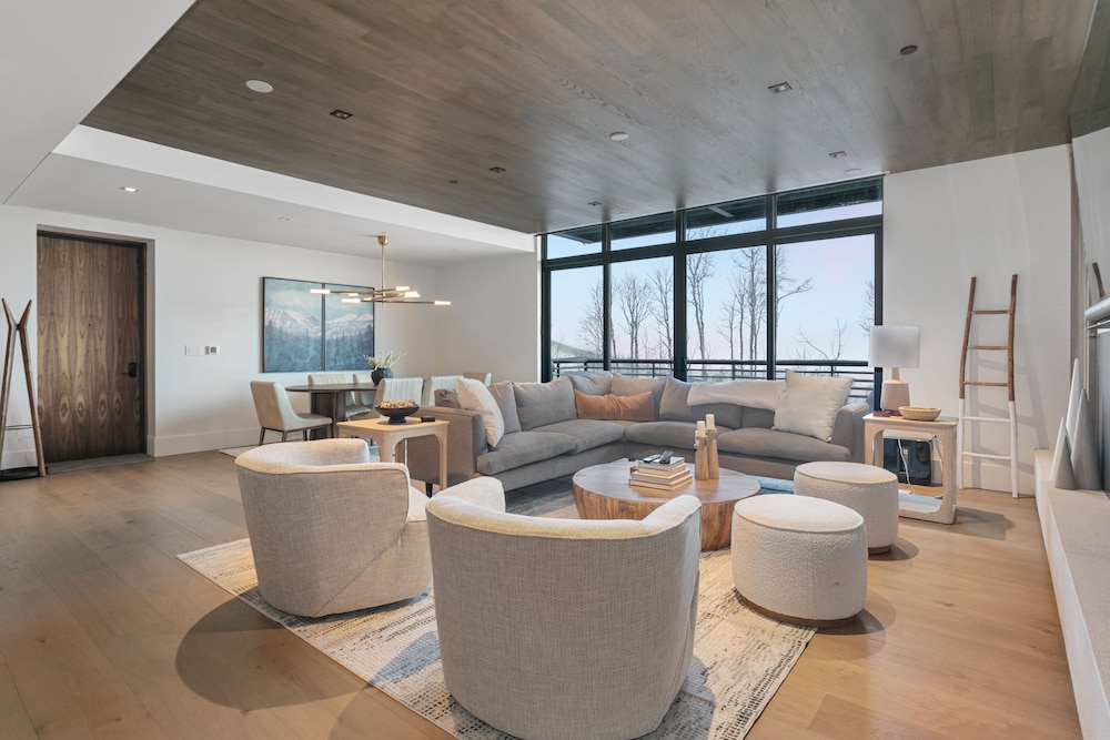 Argent at Deer Valley Resort - Three Bedroom Deluxe #205 3 Condo