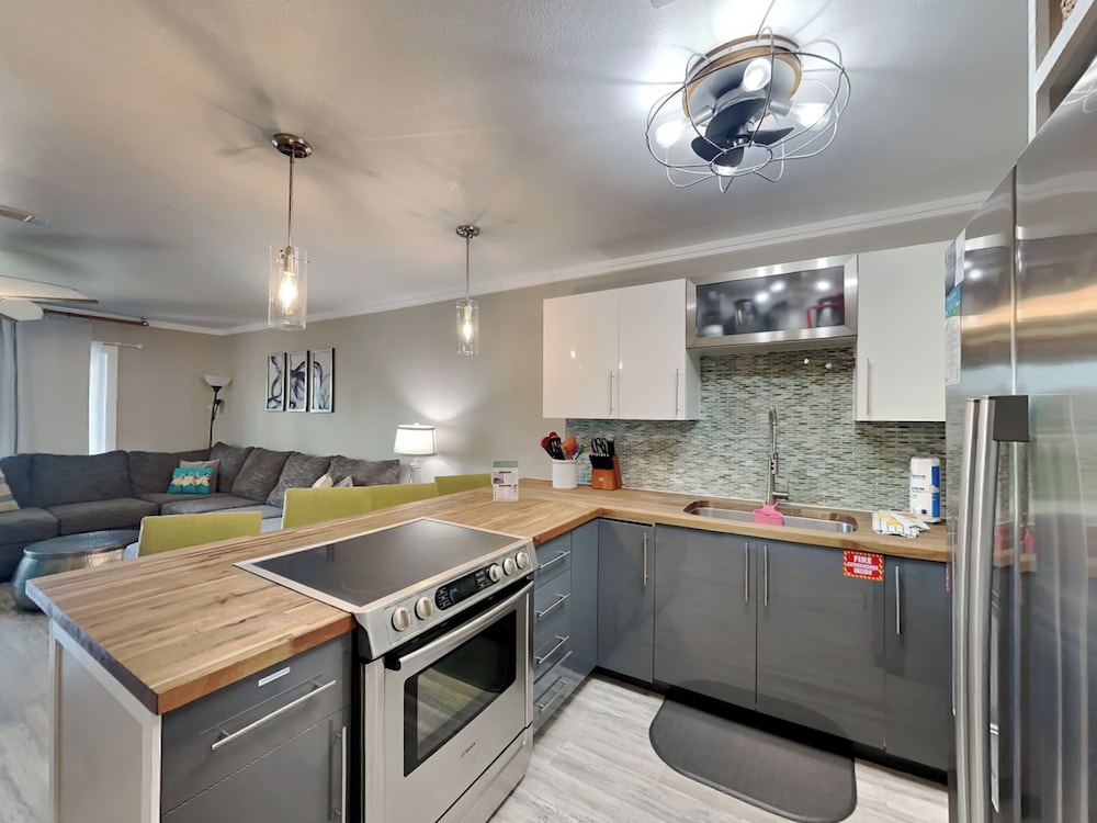 Coconut's Beach House by Southern Vacation Rentals