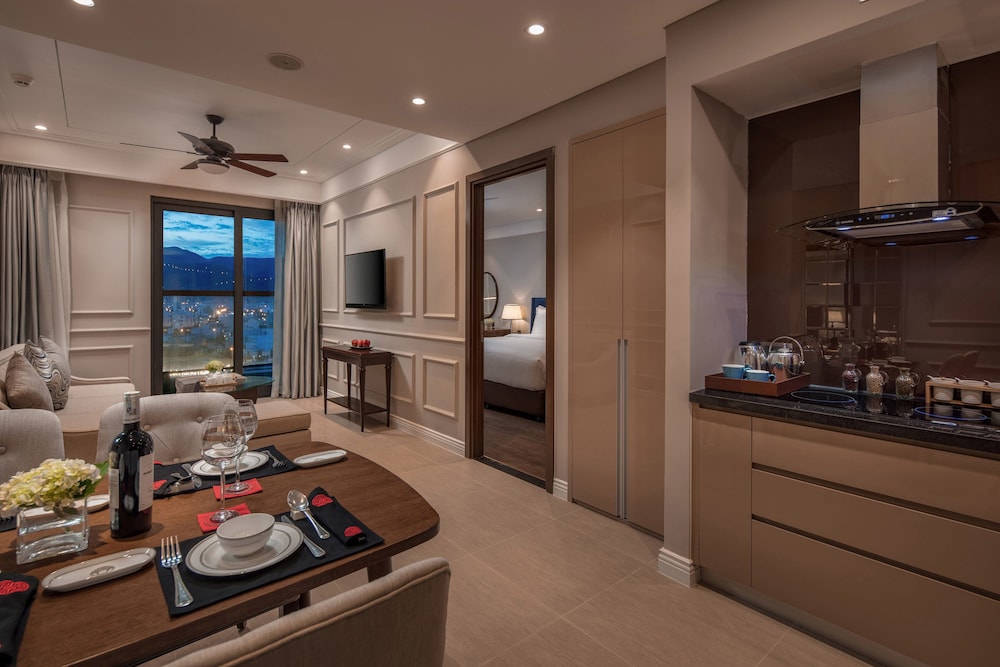 Altara Suites Da Nang