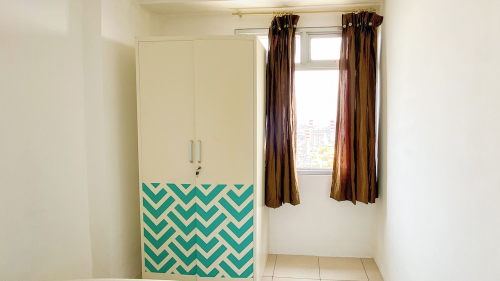 Homey And Modern 2Br At Green Bay Pluit Apartment