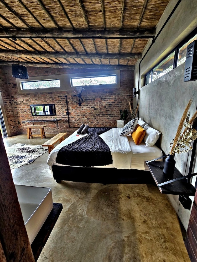 Syeta Bush Lodge