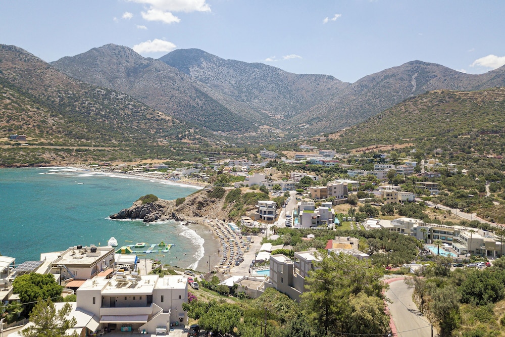 Mira Mare Luxury Residence