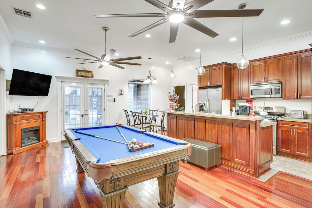 5 Mi to Bourbon Street: Nola Home w/ Fenced Yard!