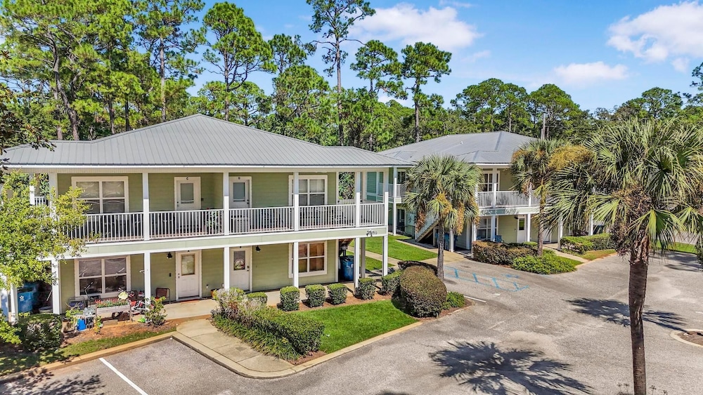 Laguna Breeze C