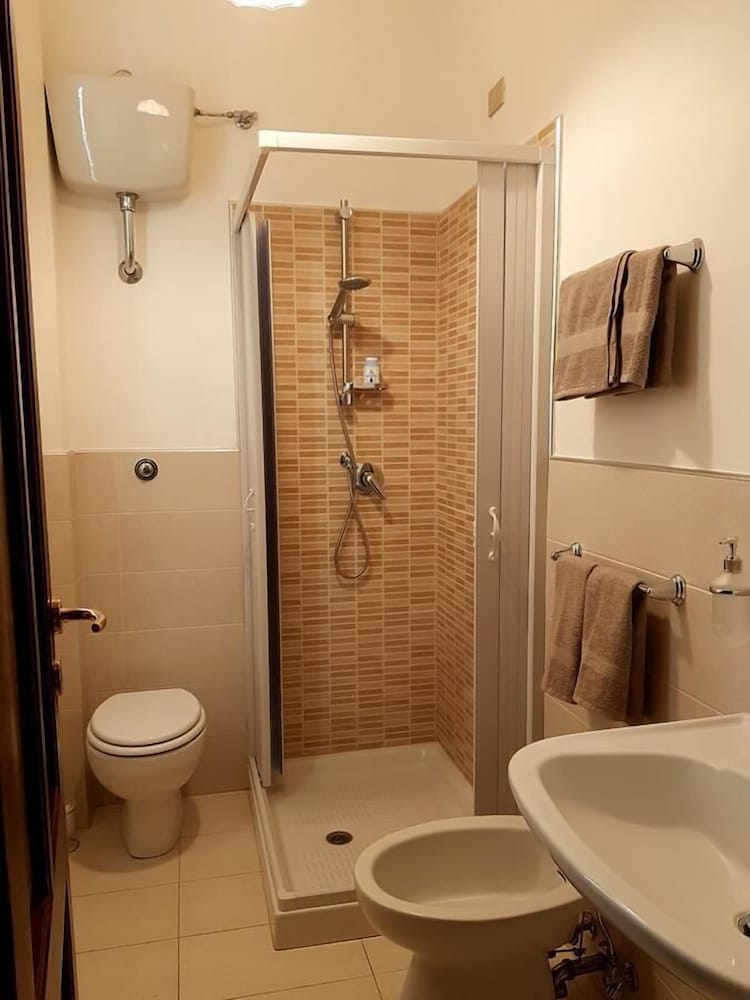 Casa Francesca en Scilla — bathroom
