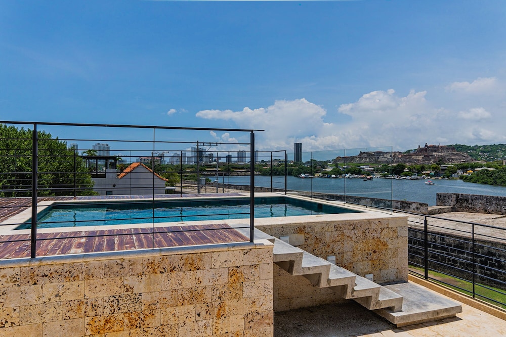 Dm-qs2 Studio Room In Getsemani With Pool and Wifi