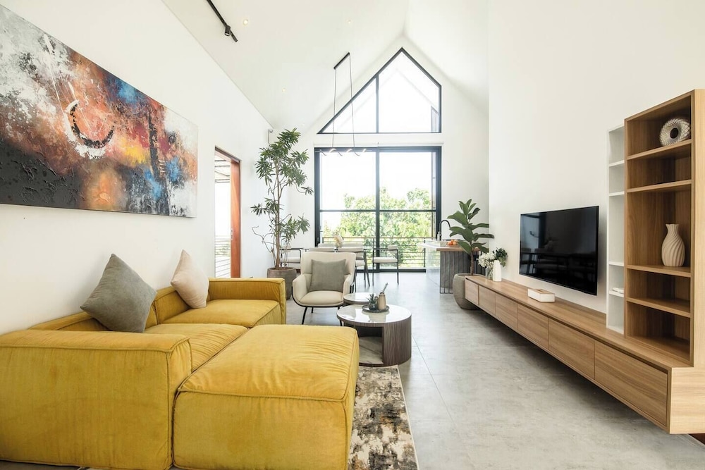 Elegant Villa Sinara 2BR With Sea View