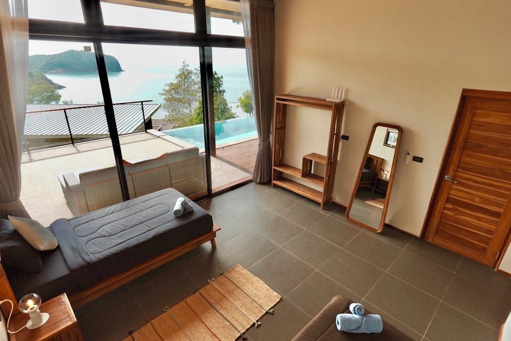 Yume 17 Sea View Villas