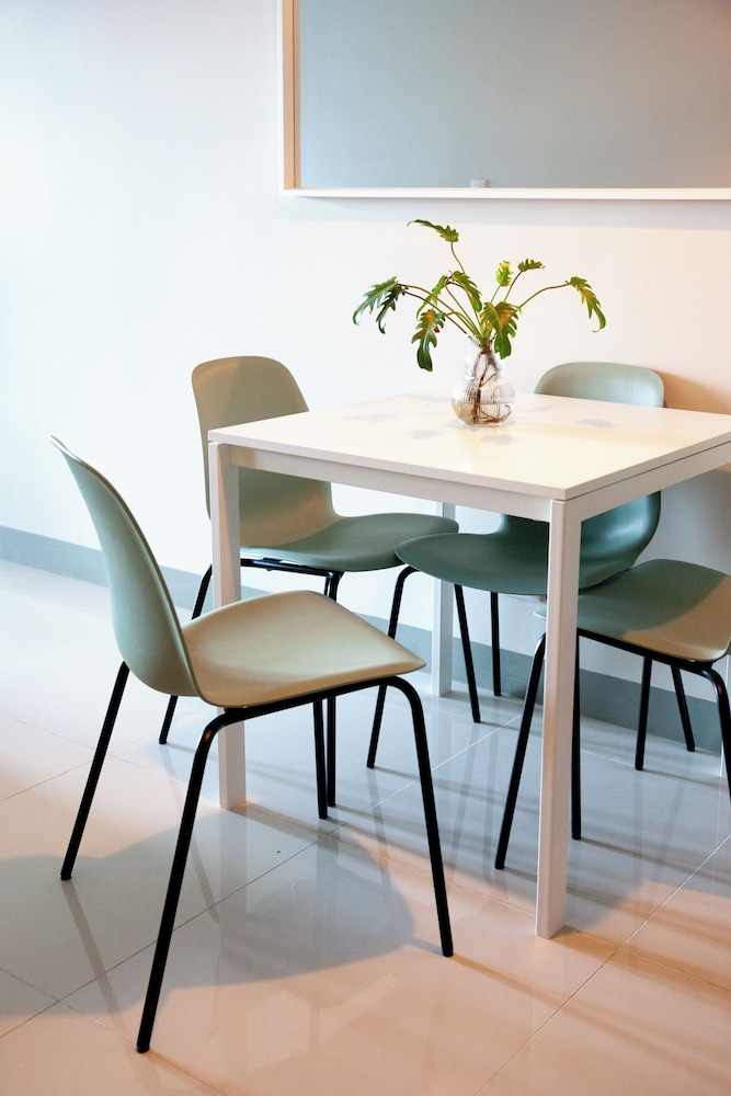 Uptown Park Suites Tower 2