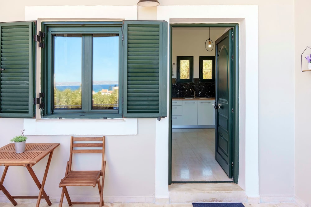 Seaside Oasis Near Heraklion Villa Maro IV Suite