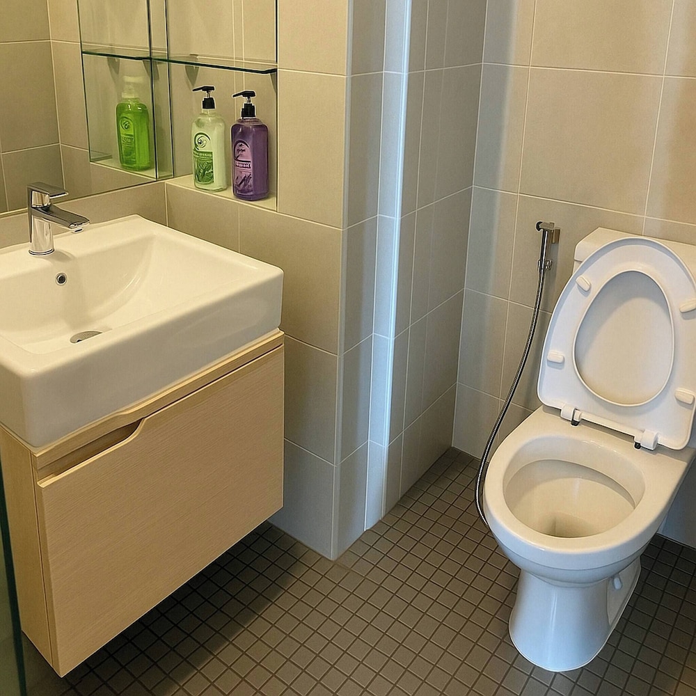 Ideo O2 Resort Condo BTS Bangna
