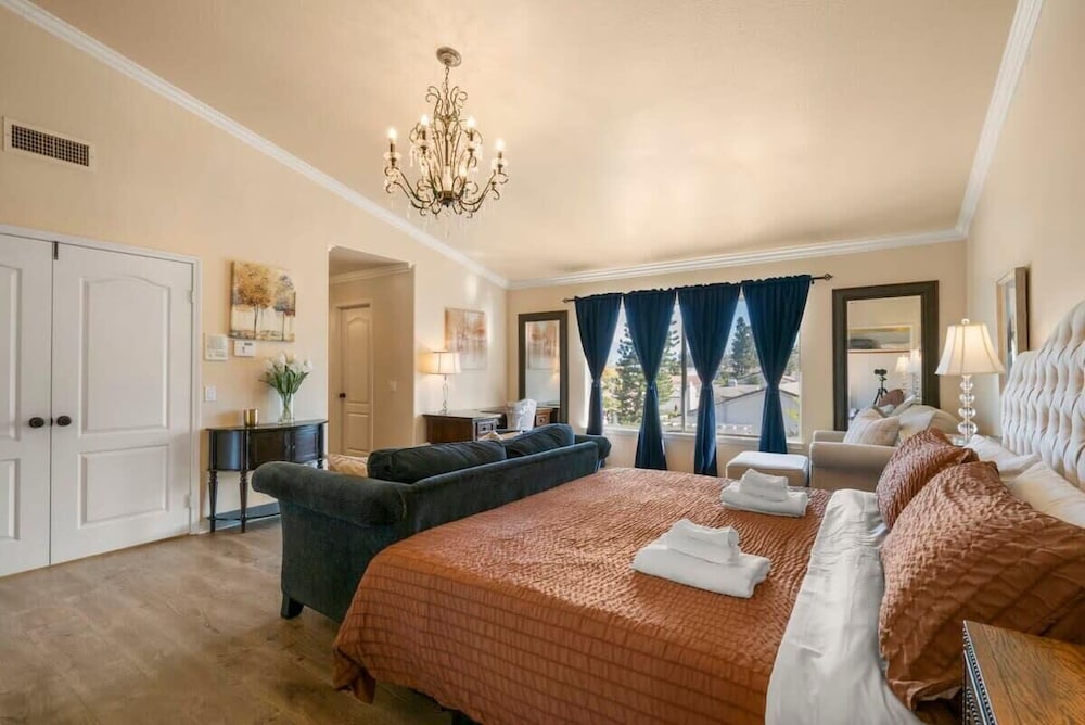 @ Marbella Lane - Captivating Home W/pool