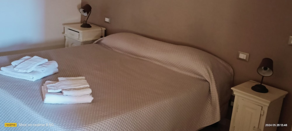 Almaran Bed & Breakfast