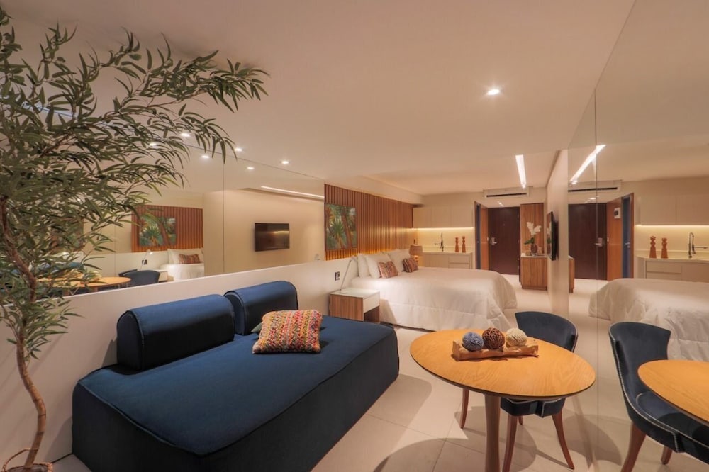 HY Beach Flats