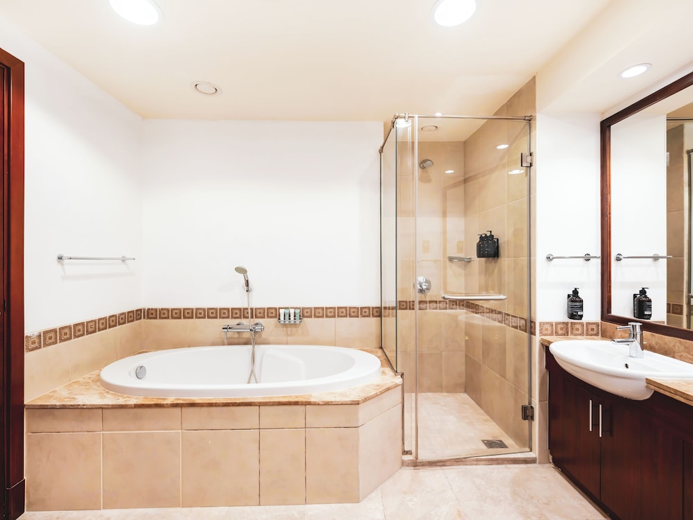 New Fairmont Residences by Propigo