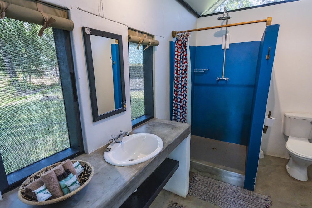 Caprivi Mutoya Lodge & Campsite