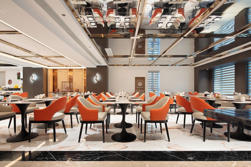 One Gem Hotel