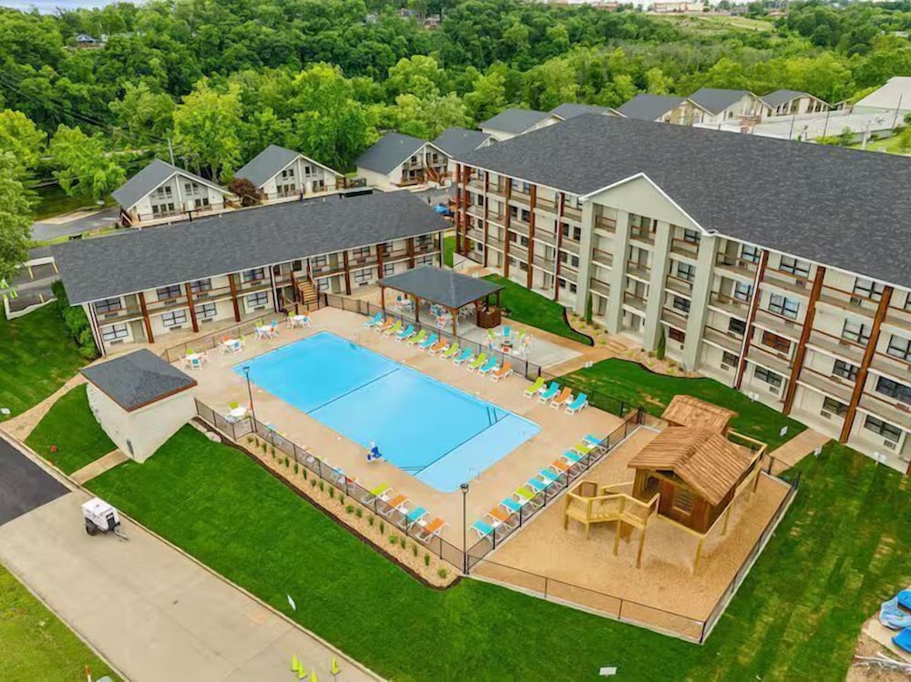 Roark Creek Resort