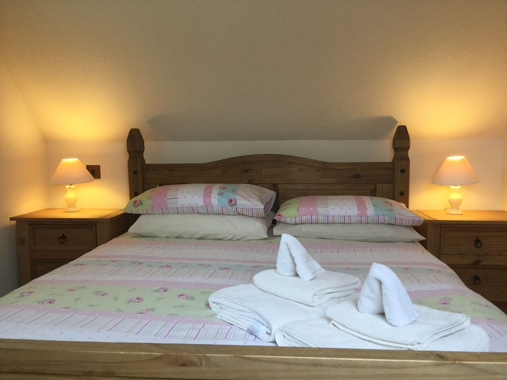 Inverness Apartments - New Cottage