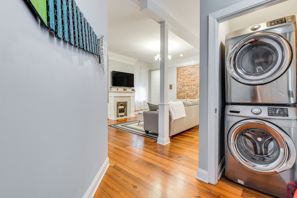 Renovated Richmond Townhome in Church Hill! view 5