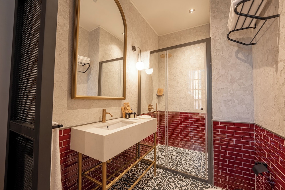 Belmondo Süitler - Image 152