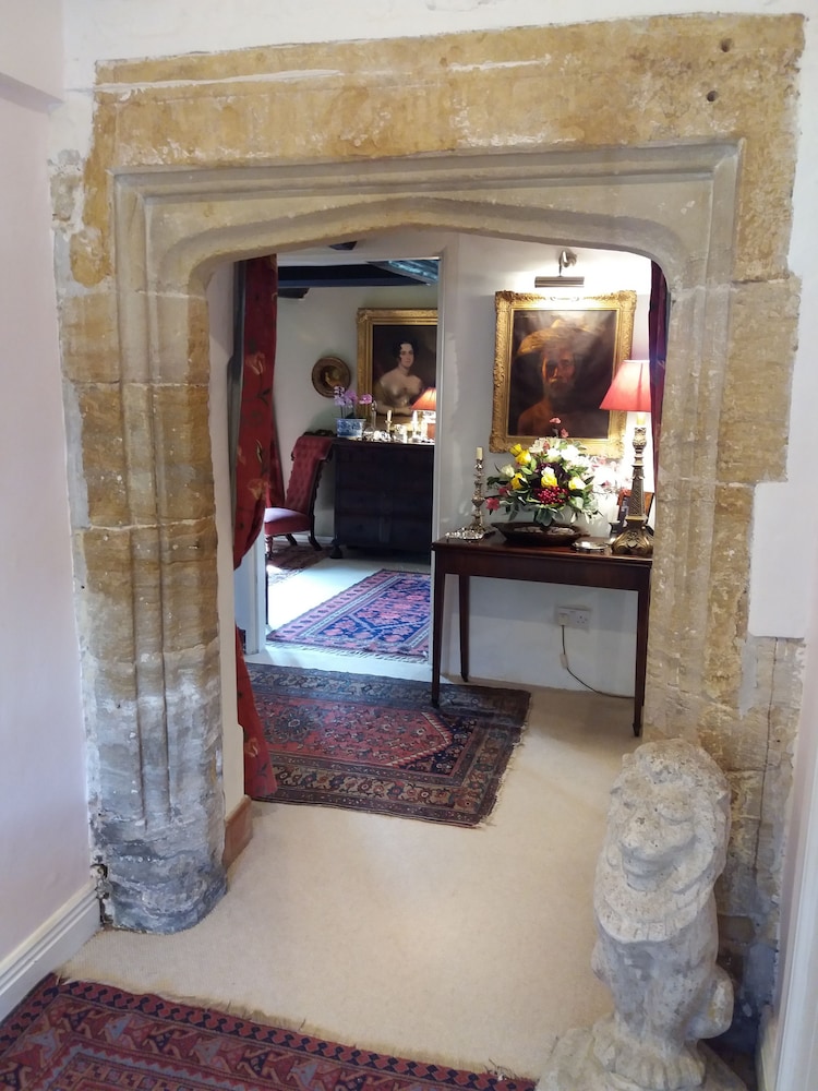 Tudor Cottage Bed & Breakfast Dorchester
