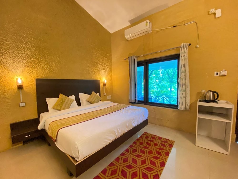 The Harikanta Corbett Resort