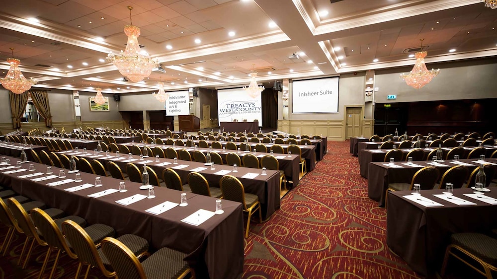 Ennis Vacations - Treacy's West County Conference  Leisure Centre - Property Image 25