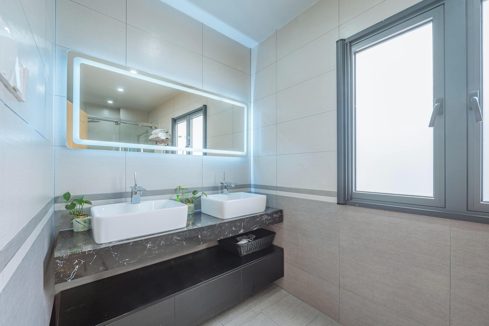 Yinshu Lunas Vila Courtyard Garden Resort Hotel (Shanghai International Tourism Resort Branch)