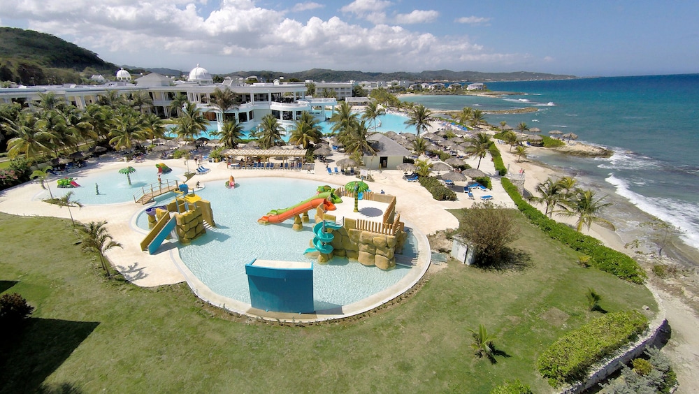 Grand Palladium Jamaica Resort  Spa All Inclusive - Property Image 256