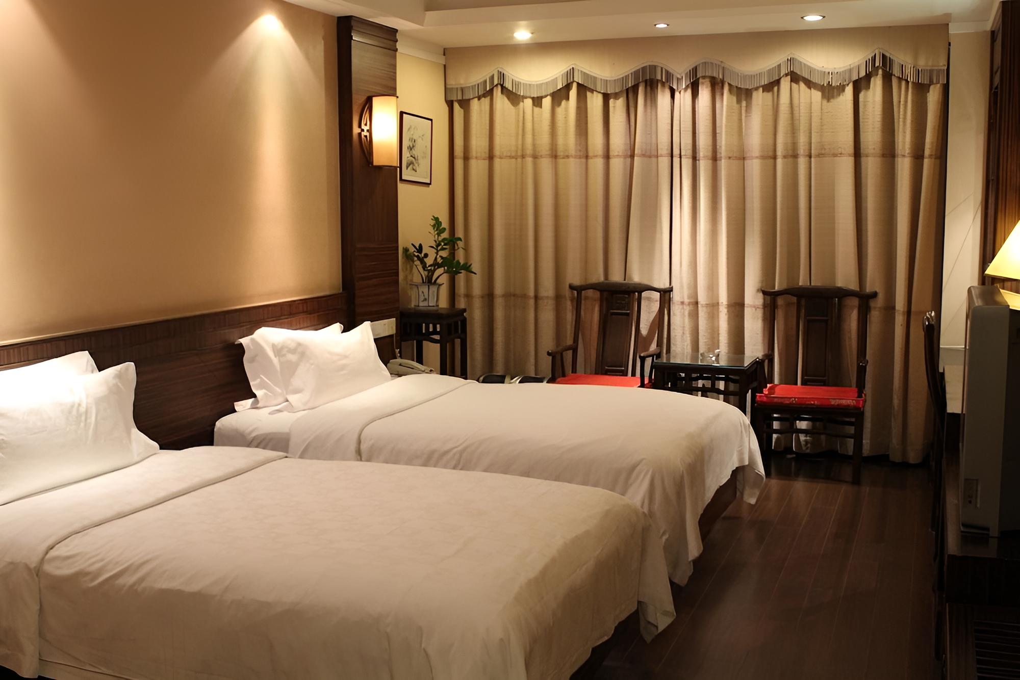 Golden Lotus Herton Seaview Hotel - Haikou