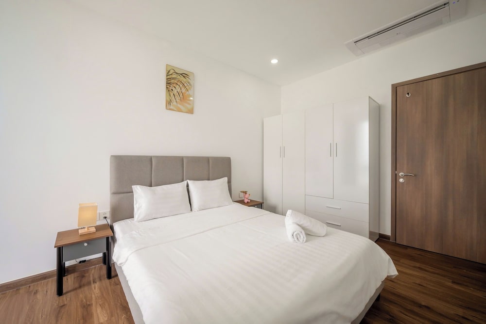 OPAL SAIGON PEARL Premier Residence