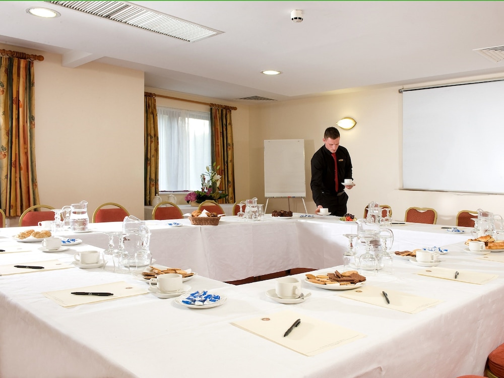 Athlone Vacations - Creggan Court Hotel - Property Image 7