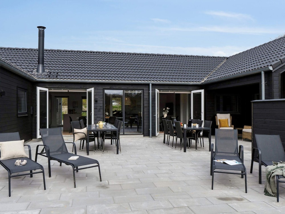 5 Star Holiday Home in Lokken