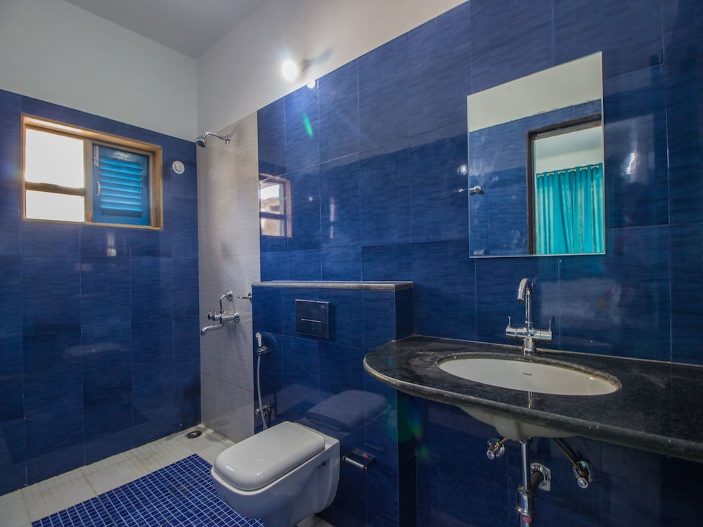 OYO 11900 Home Exotic 3BHK Bambolim