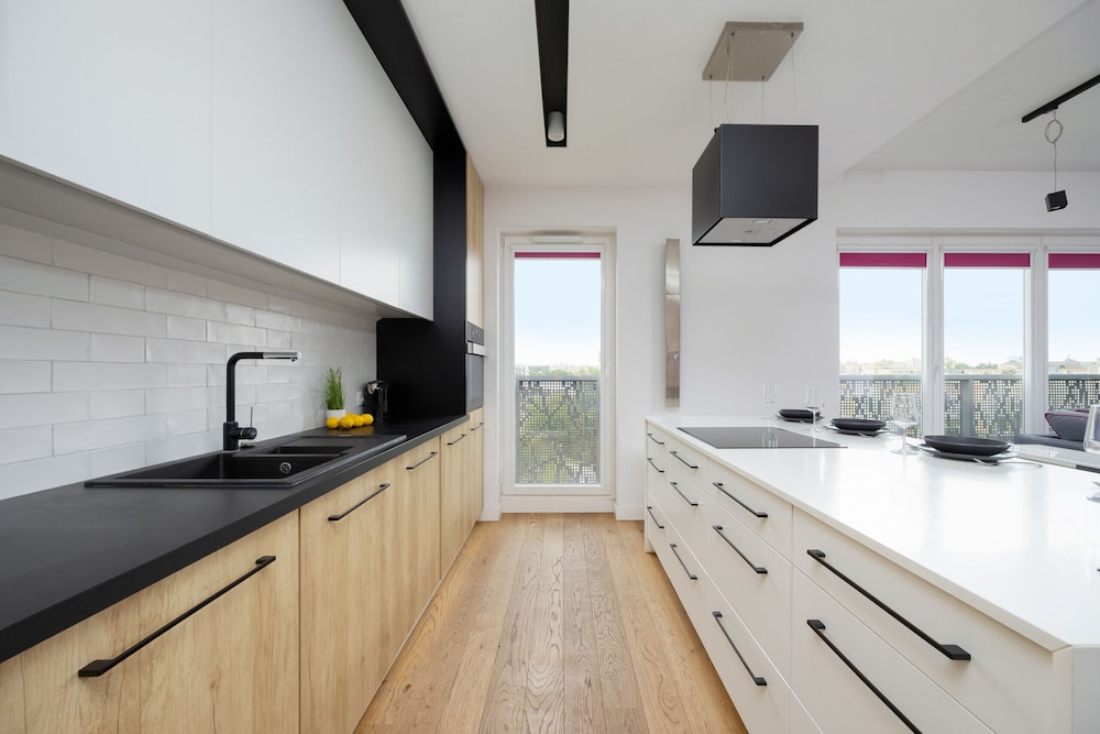 Apartment With Terrace by Renters view 5