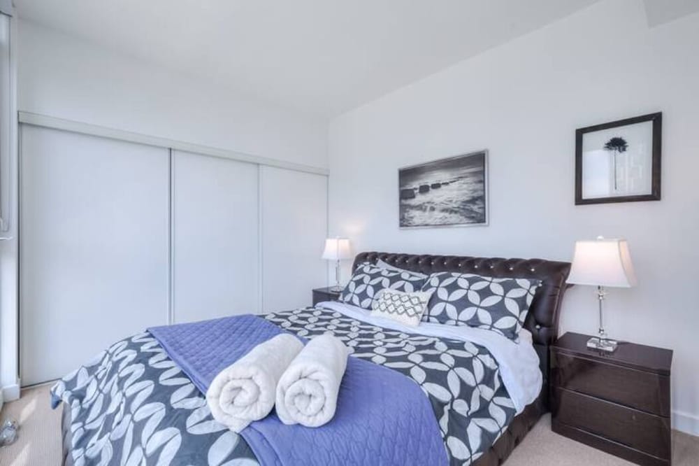 Waterfront Luxury Residences