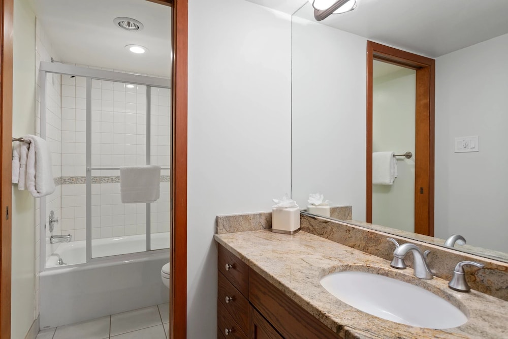 Lakeside at Deer Valley Resort - Two Bedroom Condo #1733 2 Condo