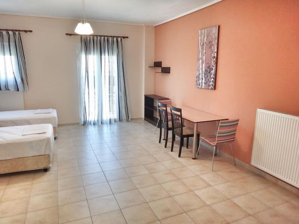 Midia Suites