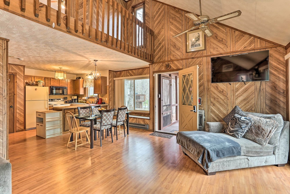 Resort Perks: Picturesque Poconos Getaway!