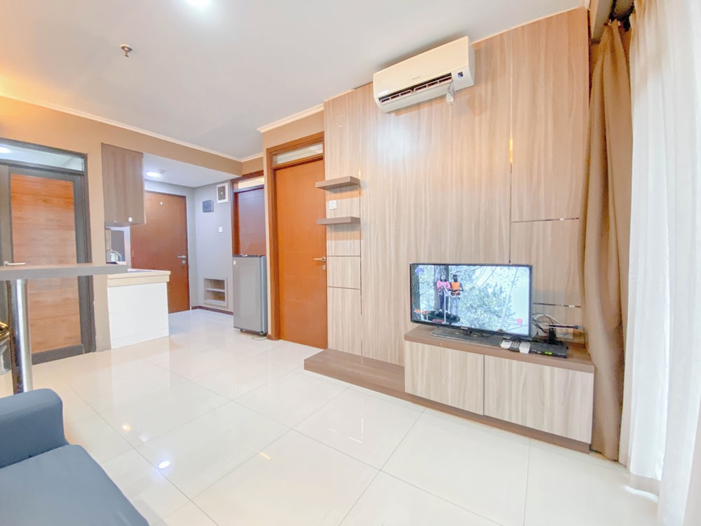 The Modern Classic 2Br With Scenic View At Gateway Pasteur Apartment