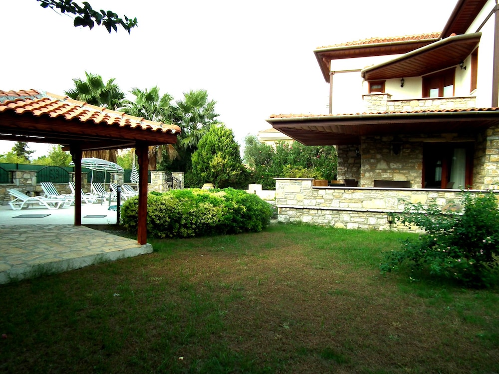 Photo 23