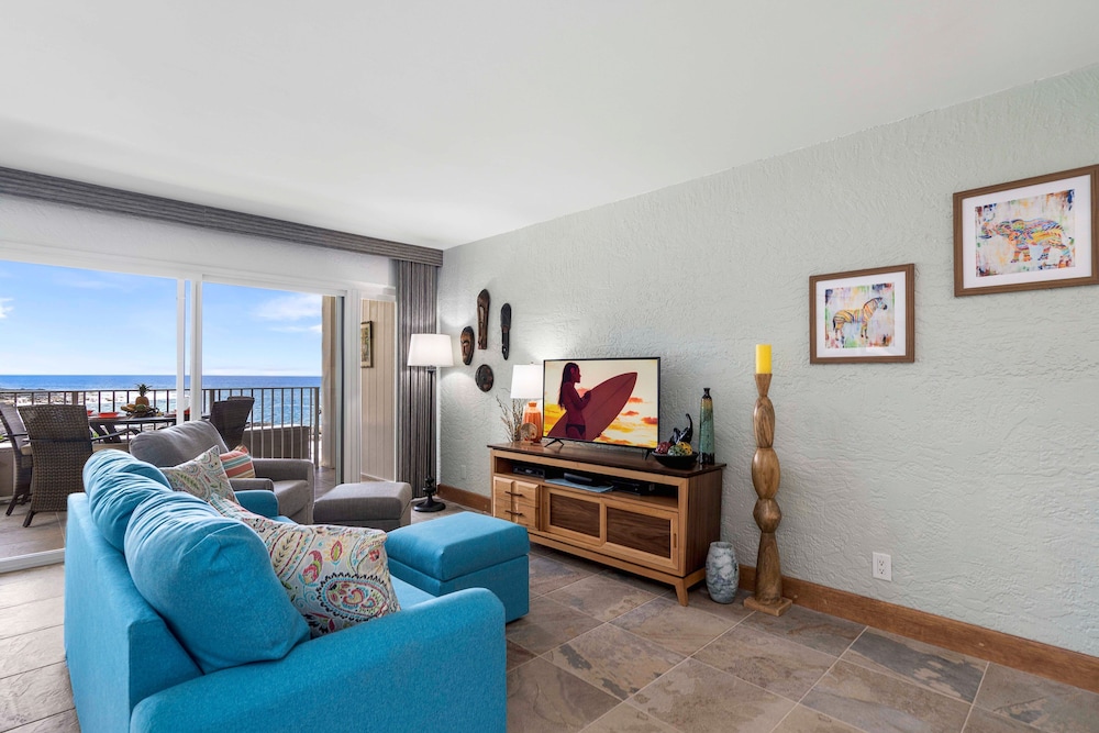 Ocean Front Condo - Vrkcv